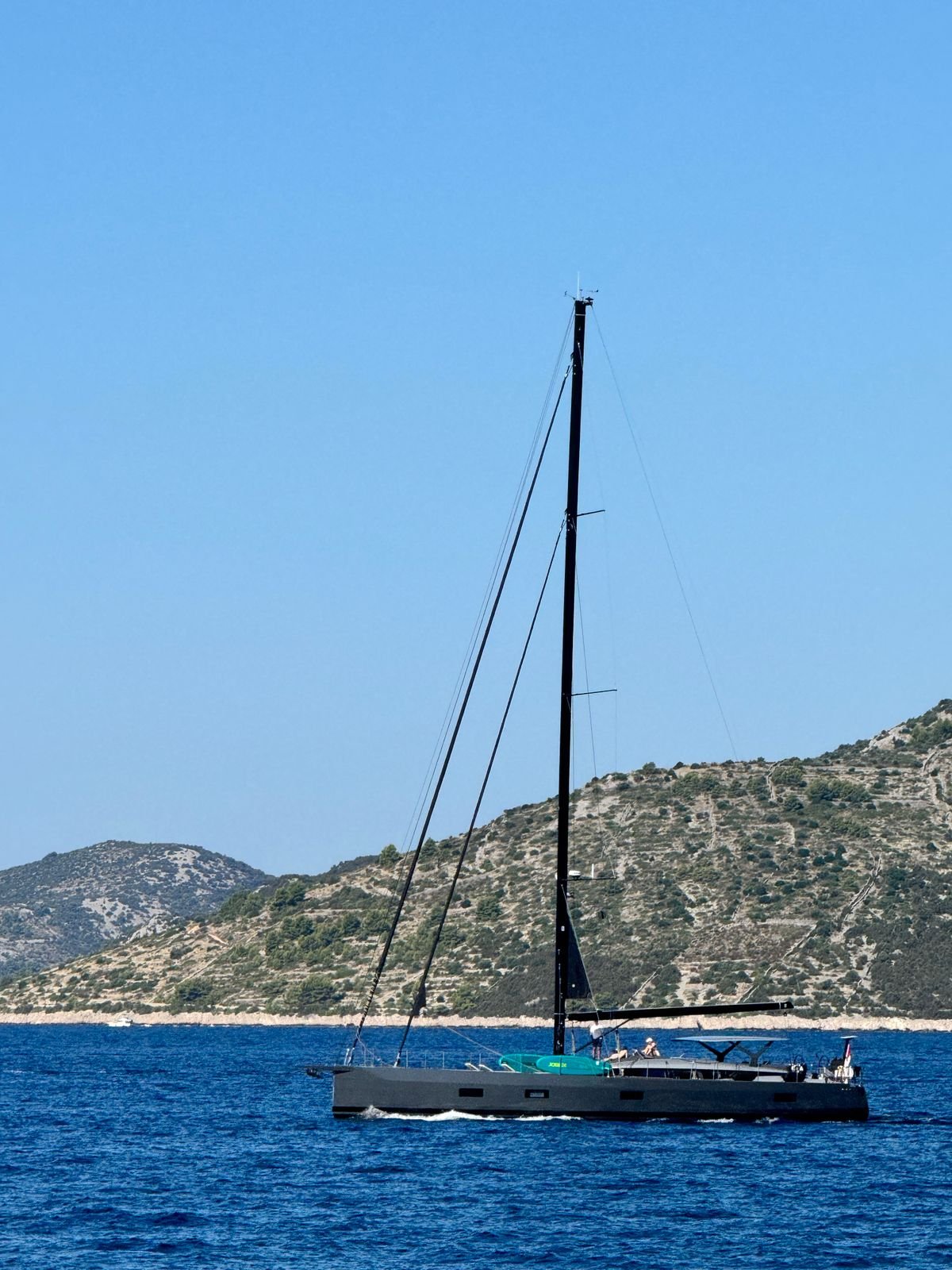 Boat manufacture and construction details report